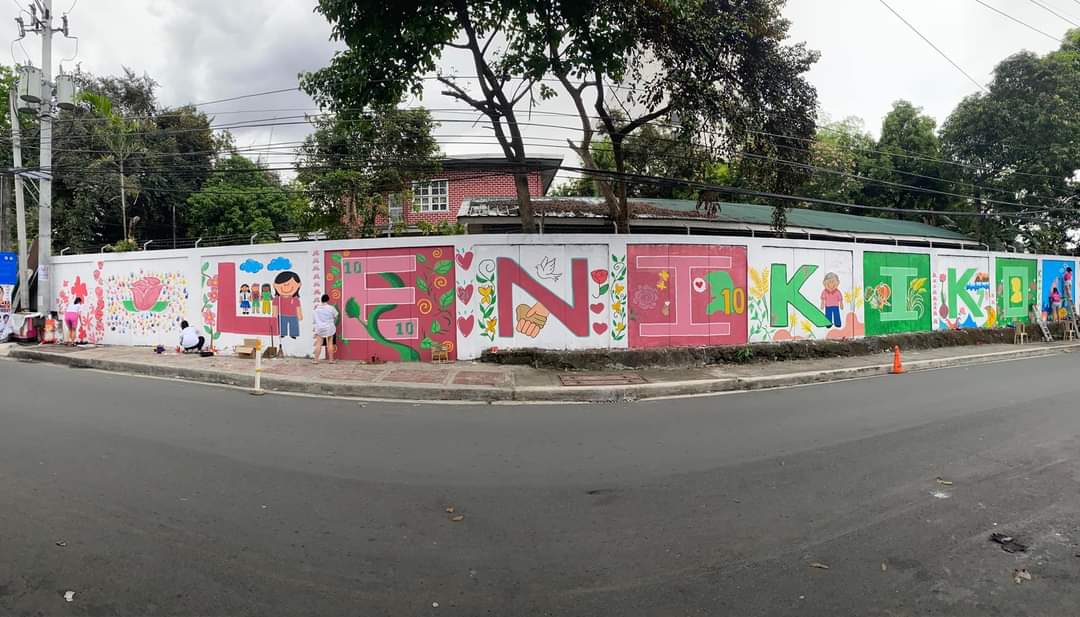 laruuuhhh's tweet photo. along aurora blvd and batino street. para kay @lenirobredo and @kikopangilinan! para sa bayan! 

#ipanalona10to
#LeniKikoAllTheWay https://t.co/TjpHxPWN5N
