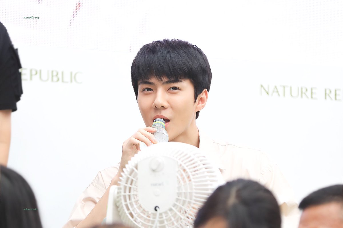 amabilisOSH's tweet photo. 생일축하해 세훈아 ㅎㅎ 🧡
#HappySehunDay
#29thSpringWithSehun
#세훈이의_29번째_봄바람 https://t.co/v8IYm8ZqqV