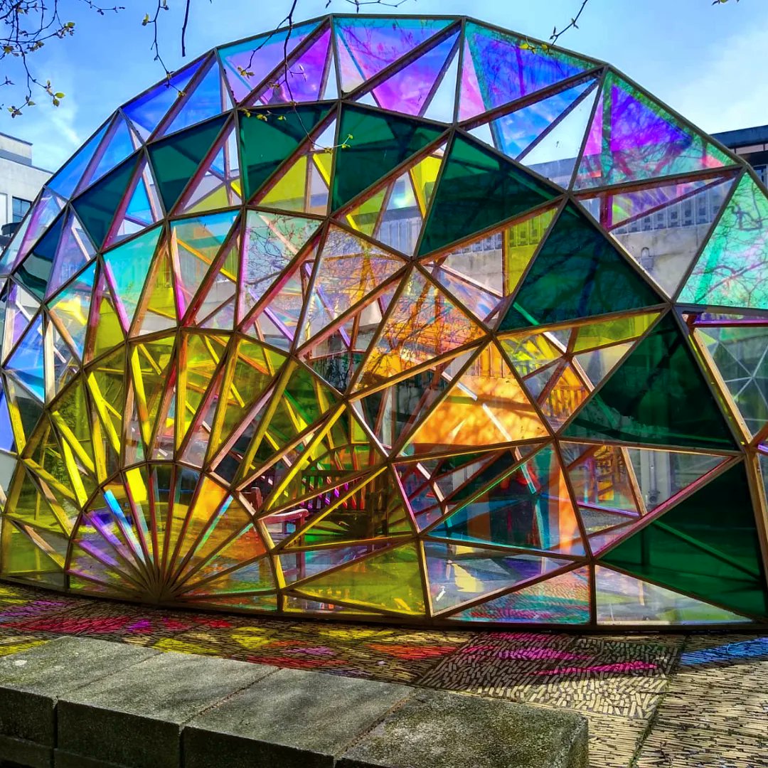 Llanwern_art's tweet photo. If anyone is in Bristol, this is 'Palm Temple' at the University... Its beautiful!! https://t.co/gVt1YPH5rK