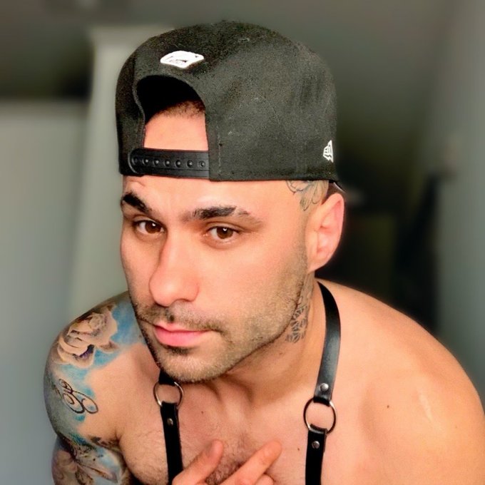 #NewProfilePic https://t.co/AWNfTFFoLv<a href="/tag/newprofilepic"class="tags">#NewProfilePic</a>