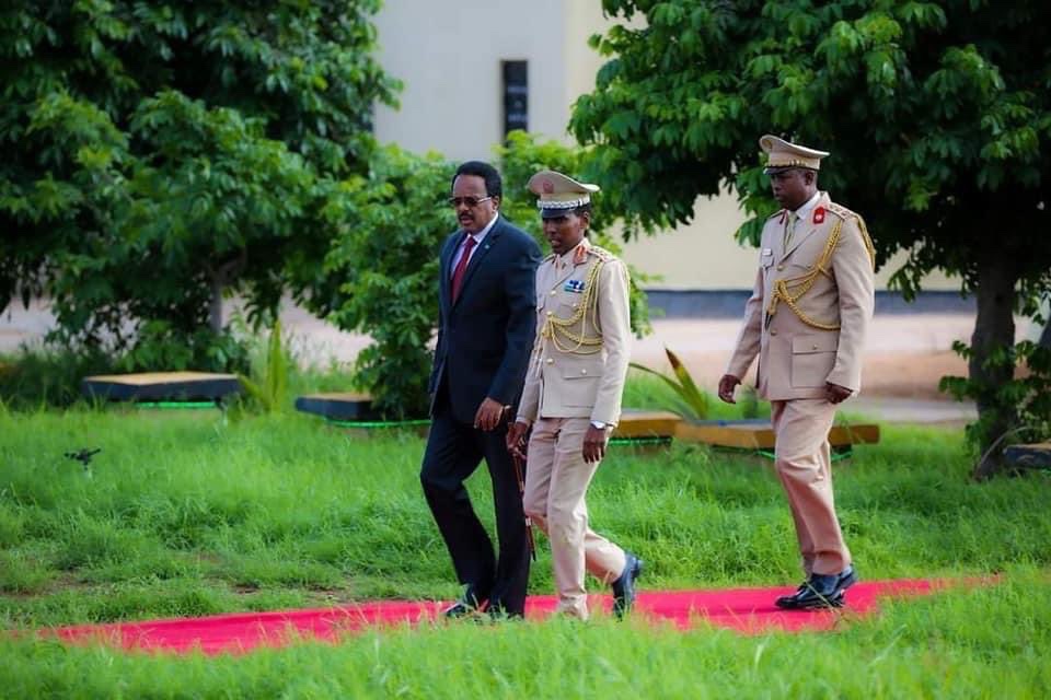 sntvnews1's tweet photo. President @M_Farmaajo has attended an event to mark the 62nd anniversary of the foundation of Somali National Army at Ministry of Defence in #Mogadishu, on Tuesday.

#Somalia https://t.co/M05WF1VMyi