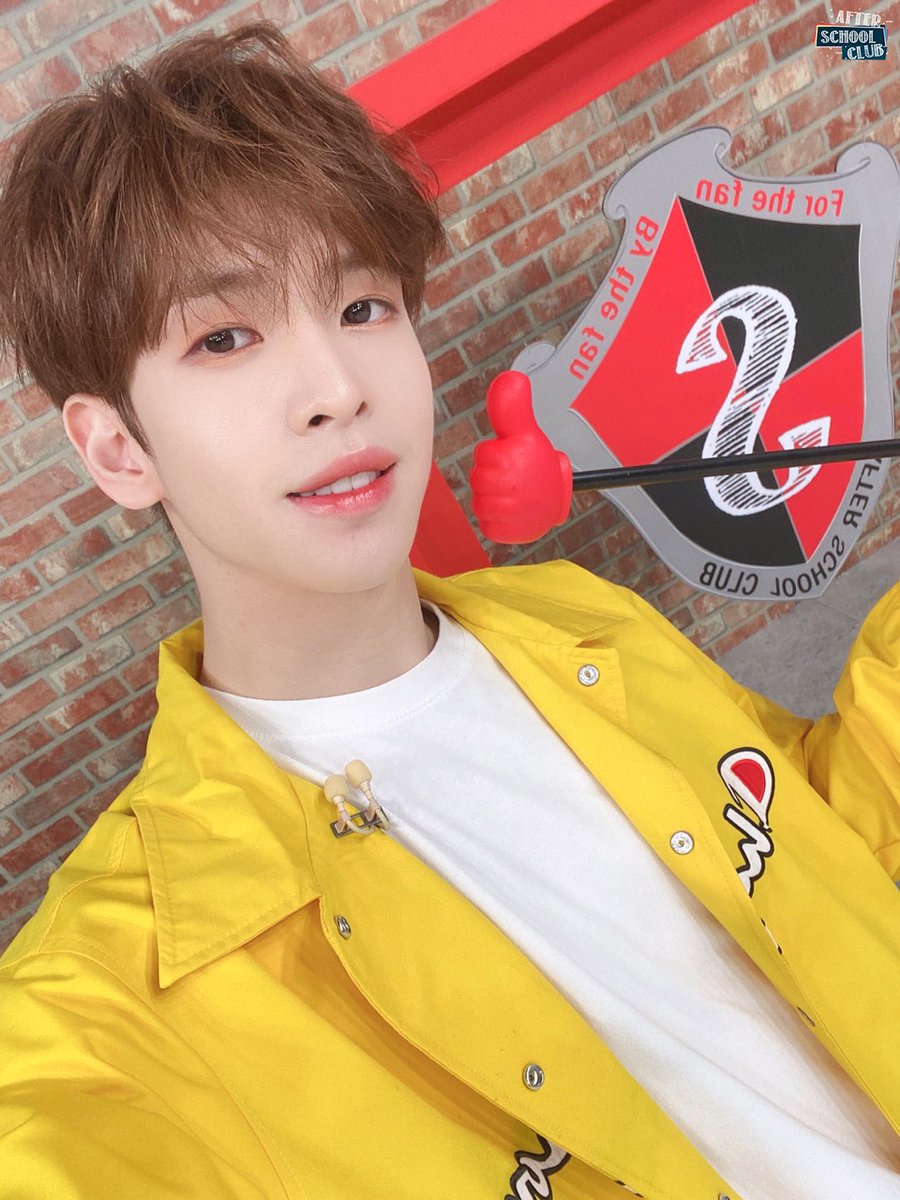 arirang_ASC's tweet photo. [MC]
⠀
세상 정말 좋아졌죠? 🥹🫶🏻
병아리가 진행을 하다니?! 🐥🐣
삐약삐약 열심히 진행한 우리 병아리들
오늘도 고생 많았어요 💛
⠀
@TO1_offcl @CRAVITYstarship https://t.co/jDY9QQcKGL