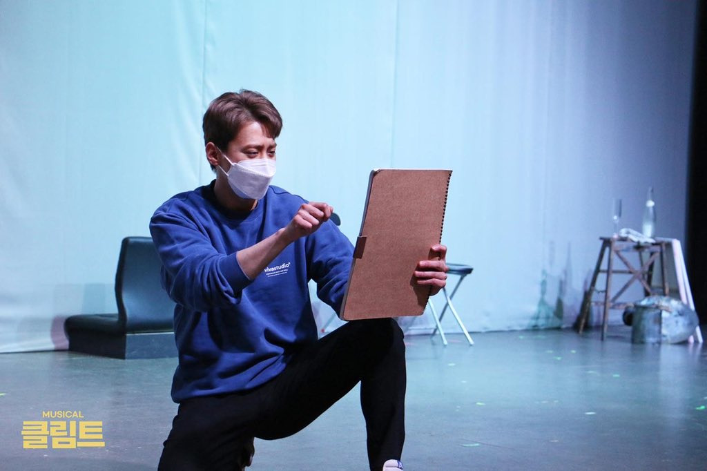 abmc_musical's tweet photo. 2022.05.03 ~ 2022.07.17
서울숲 갤러리아포레 G층 전용관
#연습사진 #뮤지컬클림트 #뮤지컬 #클림트 #MUSICAL #KLIMT https://t.co/Kis4BoQt4a