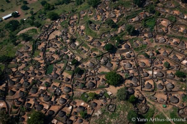 AfricaFactsZone's tweet photo. Lotuko village on the Imatong Mountains in Eastern Equatoria State, South Sudan. https://t.co/QeCe12GQ1K