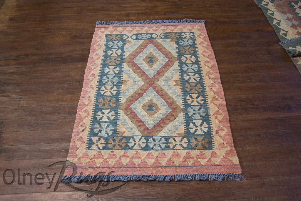 OlneyRugShop's tweet photo. Mazar Kilim from Afghanistan. https://t.co/GwT2I8mP46 https://t.co/IylZaO3u2p