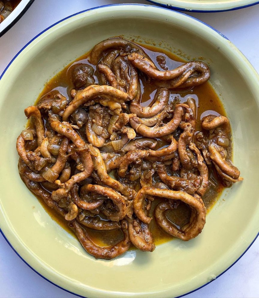 GomolemoMzansi's tweet photo. Do you guys eat chicken intestines? 🤔😋 https://t.co/RV89ZshKNt