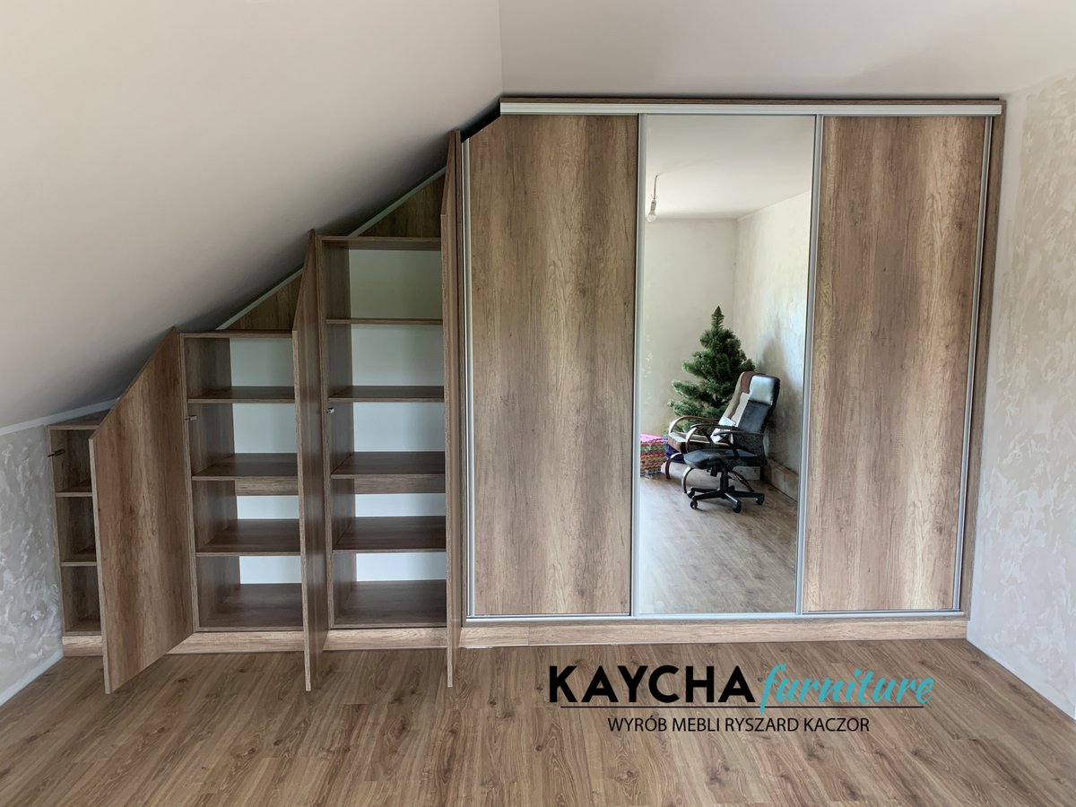 Szafa wnękowa z lustrem.

Zapraszamy do odwiedzenia naszej strony  kaczormeble.pl

#szafa #przesuwna #lustro #meble #wnęka #szafawnękowa #meblenawymiar #wiatrołap #ganek  #mebledosalonu #radom #kielce  #szafanawymiar #salon #szydłowiec #pokój #warszawa #stolik #ubrania