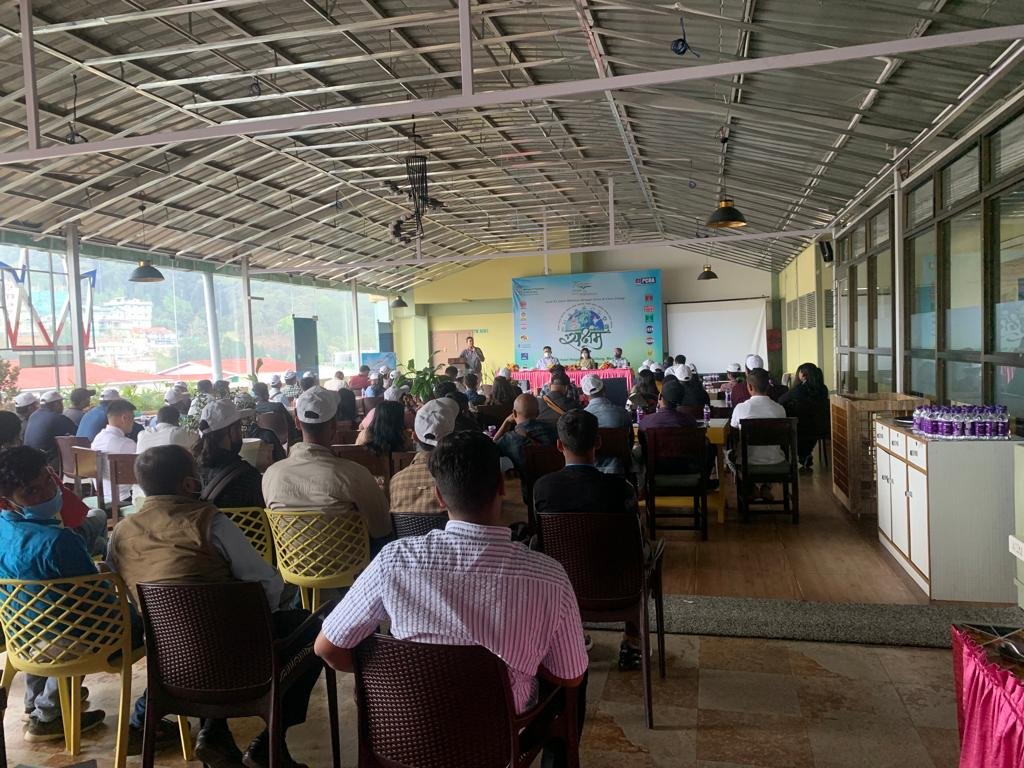 iocl_meghalaya's tweet photo. Inauguration of #Saksham2022 in Meghalaya graced by Smt Isawanda Laloo, Deputy Commissioner, East Khasi Hills as Chief Guest & Mr Winfred Warshong, Deputy Director, Commerce & Industries, Govt.of Meghalaya as Guest of Honour
#GreenandCleanEnergy
#ConserveFuel
#UseFuelJudiciously https://t.co/cgYcGTWKtr