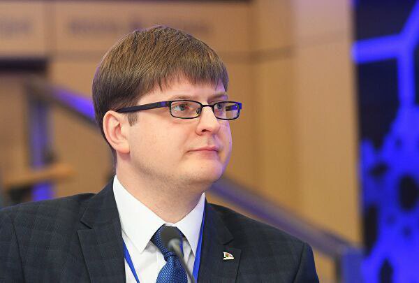 Завтра в офисе КСДС состоится лекция на тему «Украина как белорусский фронтир».

🗣 Спикер: Пётр Петровский, политолог, эксперт РОО «Белая Русь»;
🗓 Дата: среда, 13 апреля;
📍Место: г. Минск, ул. Веры Хоружей 25/1, 3 этаж;
🕡 Время: 18:30.