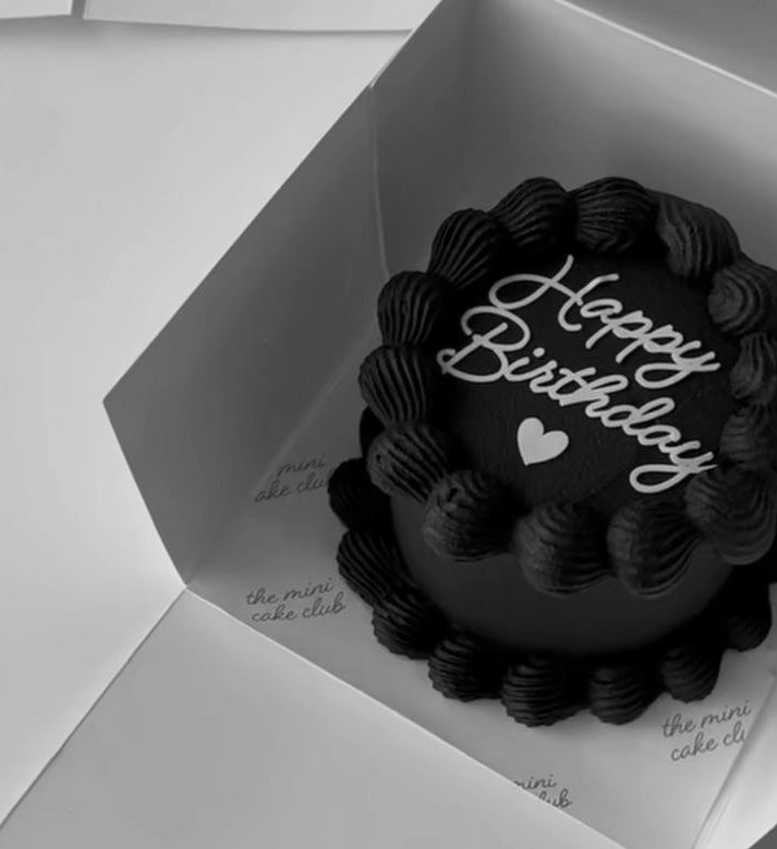 fermibida's tweet photo. 🎂 ; @pitufina_517 : feliz cumpleaños preciosa!! ‹𝟹
feliz cumpleaños mi pelotuda, espero que tengas un hermoso día y disfrutes mucho, eres una personita muy importante para mi, en verdad soy muy feliz de conocerte y de tenerte en mi vida espero que seas feliz siempre, Te amo.🖤 https://t.co/O4D5FoSqCV