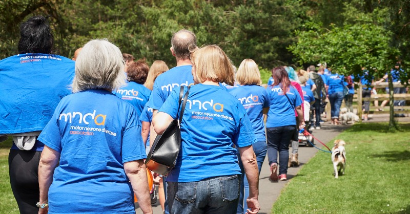 mndassoc's tweet photo. Would you like to start your volunteering journey?

Join our network of over 7,000 people across England, Wales and Northern Ireland who volunteer their time and help make a difference to people affected by #MND.

We have a variety of roles available.

👫 #MicroDay
