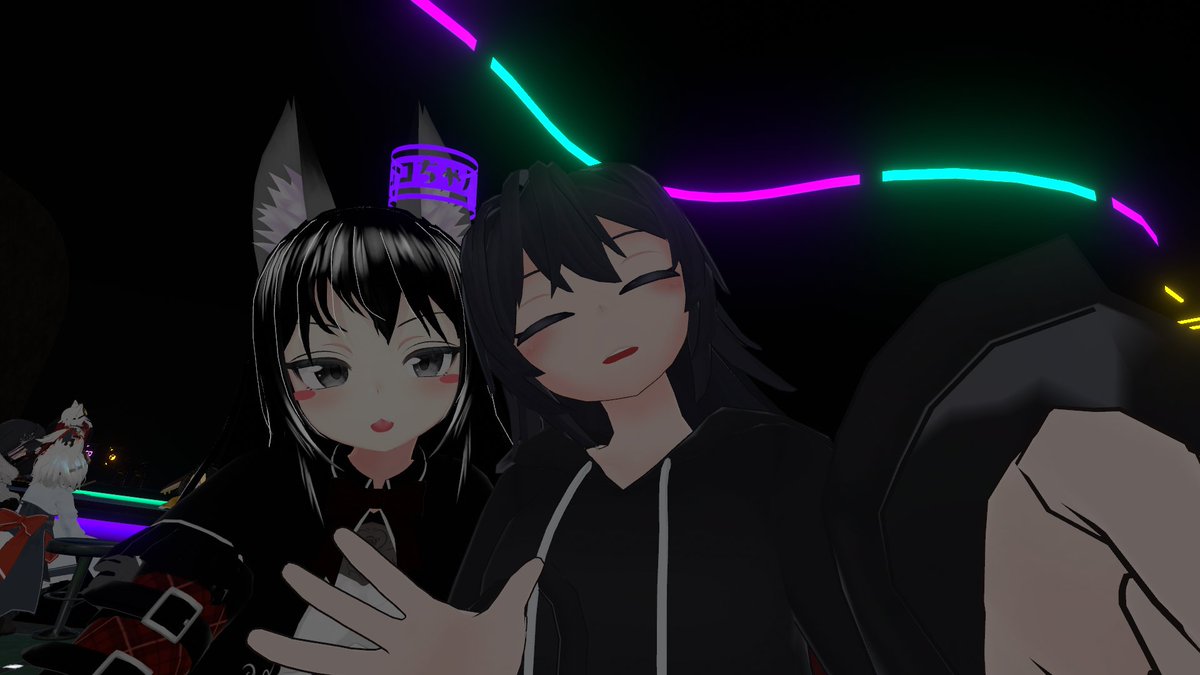 VRC_YaMoSyuXtu_'s tweet photo. #ATRANGE
4/9のアトランジェルでの写真📸
1,2:DJとかげちゃん🎧
3,4:ヨドコロちゃんとのツーショット☺️ https://t.co/bGjuY2qPND