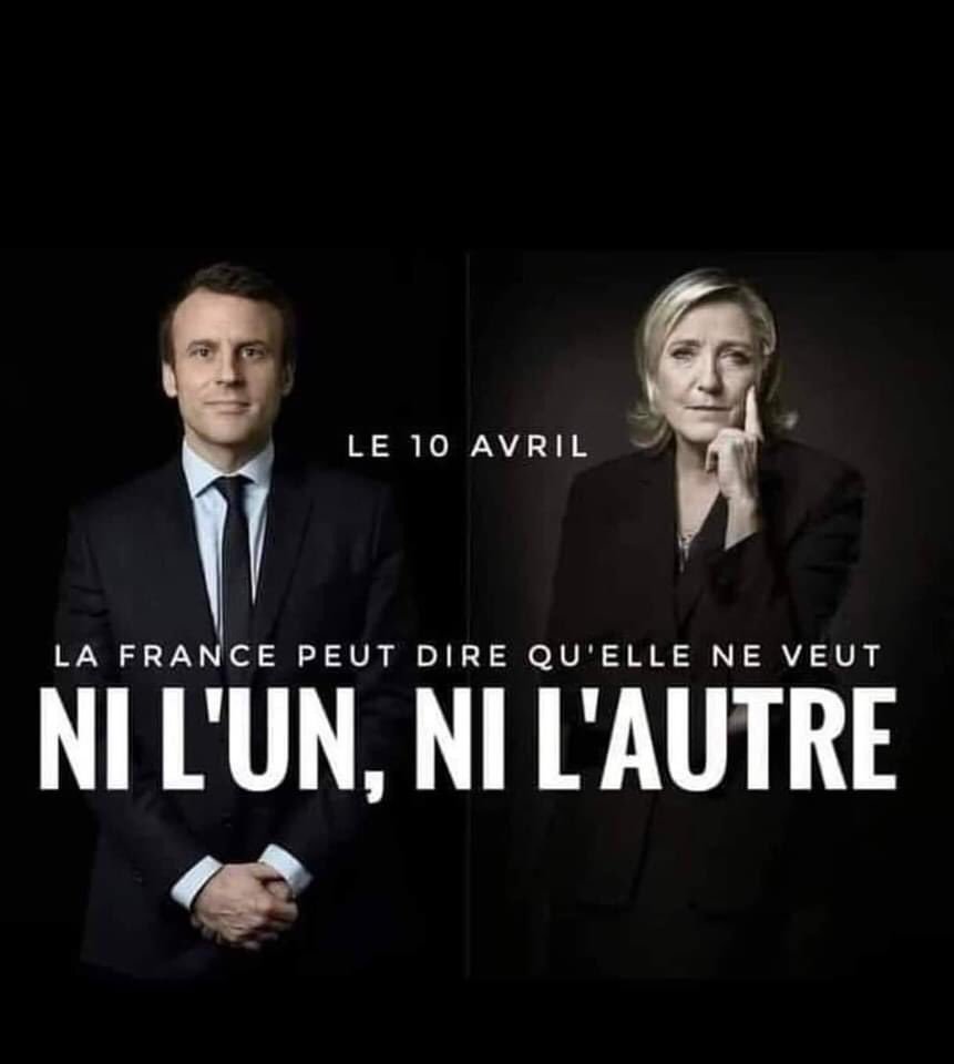JMFLB's tweet photo. Comme  3⃣ électeurs sur 4⃣ ne voulaient pas d'un remake de #FR2017 au 2nd Tour de #FR2022.
Pour eux, cela correspondrait à jouer à la roulette russe avec 6 balles dans le barillet !
🤔La question que je me pose, c'est combien de balles à #blanc il y avait dans lesdits barillets ? https://t.co/kIxEkTkUQr