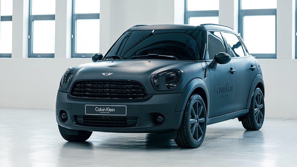 opslaan krekel Groenland MINI on X: "Reminiscing about the MINI Cooper Countryman by Calvin Klein.  The epitome of fashionably understated. (And all for a good cause). Read  more on this icon at MINI Insider: https://t.co/jGGccmoPtr #