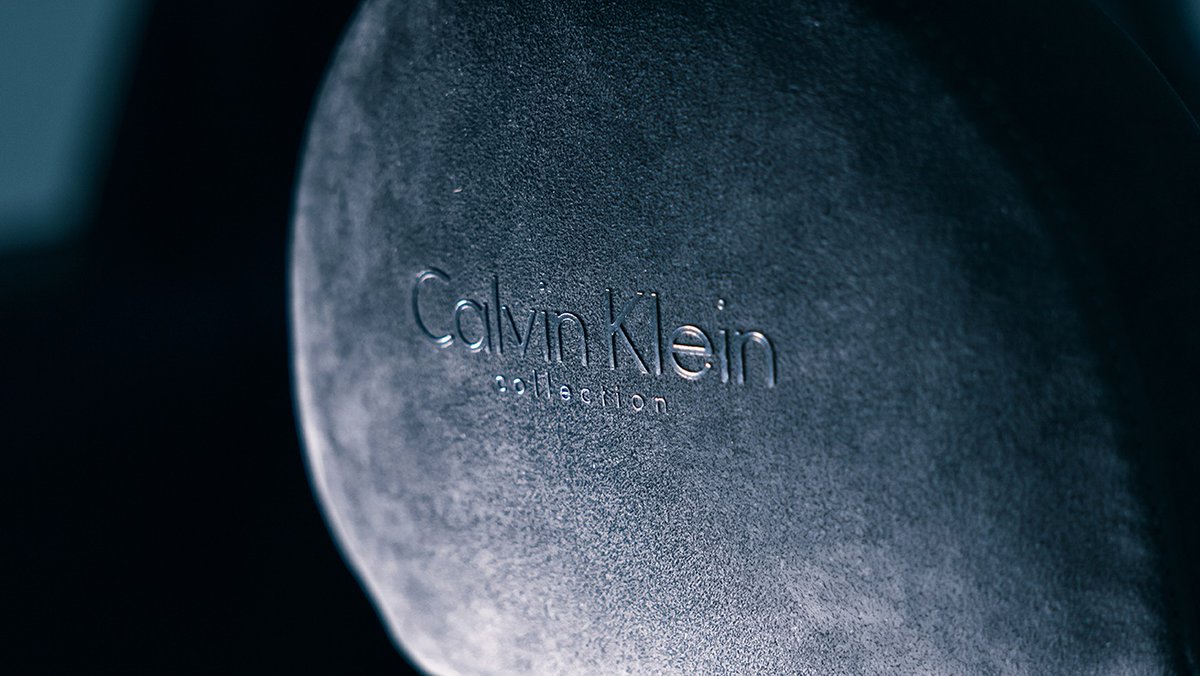 MINI's tweet image. Reminiscing about the MINI Cooper Countryman by Calvin Klein. The epitome of fashionably understated. (And all for a good cause). 

Read more on this icon at MINI Insider: bit.ly/3E69ulX

#MINICountryman #MINIIcons #MINI #CalvinKlein