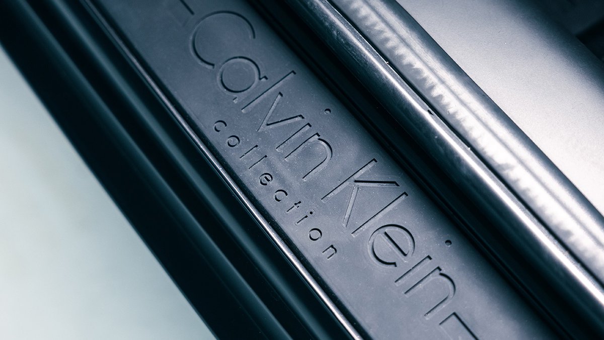 MINI's tweet image. Reminiscing about the MINI Cooper Countryman by Calvin Klein. The epitome of fashionably understated. (And all for a good cause). 

Read more on this icon at MINI Insider: bit.ly/3E69ulX

#MINICountryman #MINIIcons #MINI #CalvinKlein