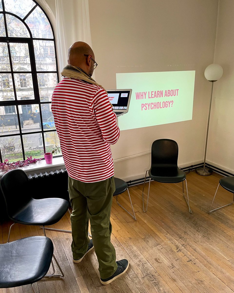 Charlie, our #volunteer facilitator gets ready for our first #PsychologyforChange course to be held in-person since 2020. We are super excited to start welcoming trainees back to our offices in #shoreditch #addictionrecovery