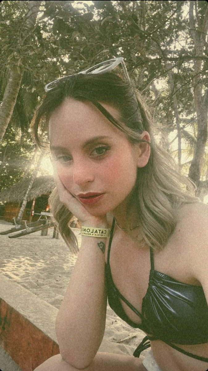 Cemresolmaz31's tweet image. Günaydın 
Gününüzü bugün nasıl geçiriceksiniz