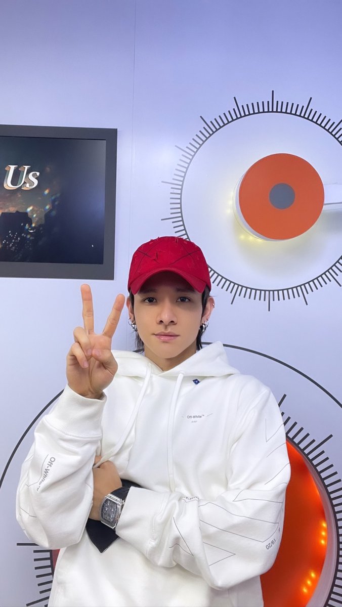 SAMUEL_twt_'s tweet photo. [#사무엘]

잠시 후 8시 아리랑 라디오 <Radio'n Us>에 사무엘이 출연합니다.
사무엘과 행복한 저녁 시간 만들어요❤

#SAMUEL #RADIONUS https://t.co/dD8Ra2NwL2