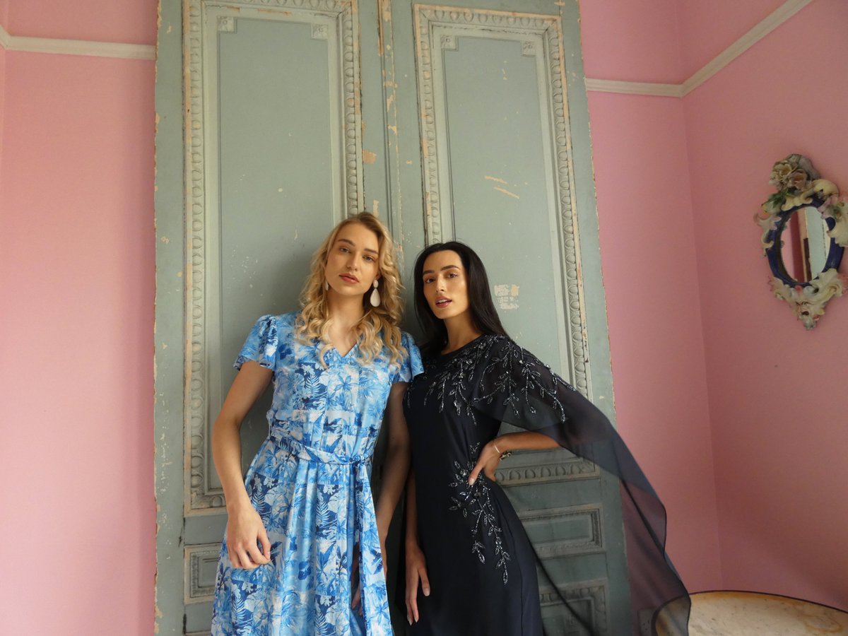 Did someone say new in?! 

Shop brand new Raishma gowns and Raishma Studio now 😀

#raishma #couture #newin #shopping