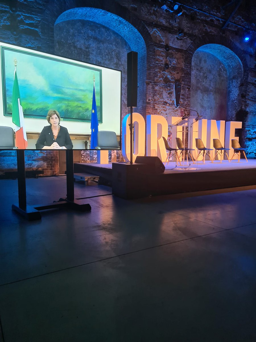 "Bisogna valorizzare i dottori di ricerca del nostro paese. Sono un patrimonio importante che, se non sostenuti, a volte vanno all'estero."
<a href="/MessaCristina/">Cristina Messa</a> - Ministro dell’Università e della Ricerca

#FortuneFI2022