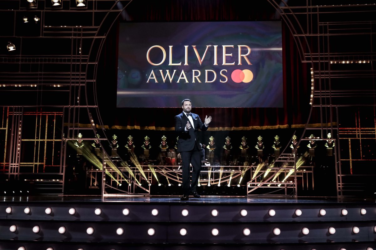 Blue-i theatre tweet media