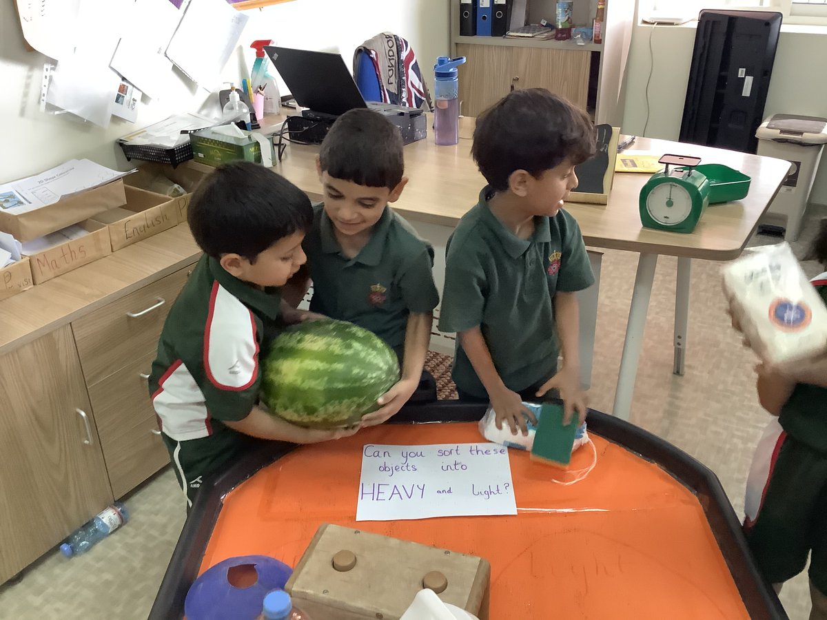 RGSGQ_Reception's tweet photo. The glue is heavy but the watermelon is heavier. https://t.co/BKRv81F6aw