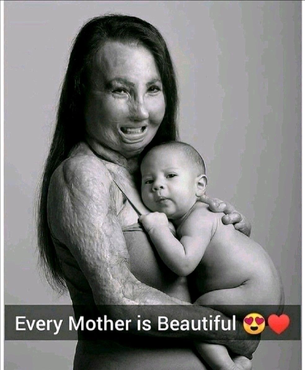 sisangram's tweet photo. 📍Every Mother is beautiful.... 😍❤️
#sisangram
#Motherslove https://t.co/nAt1YZxjrd