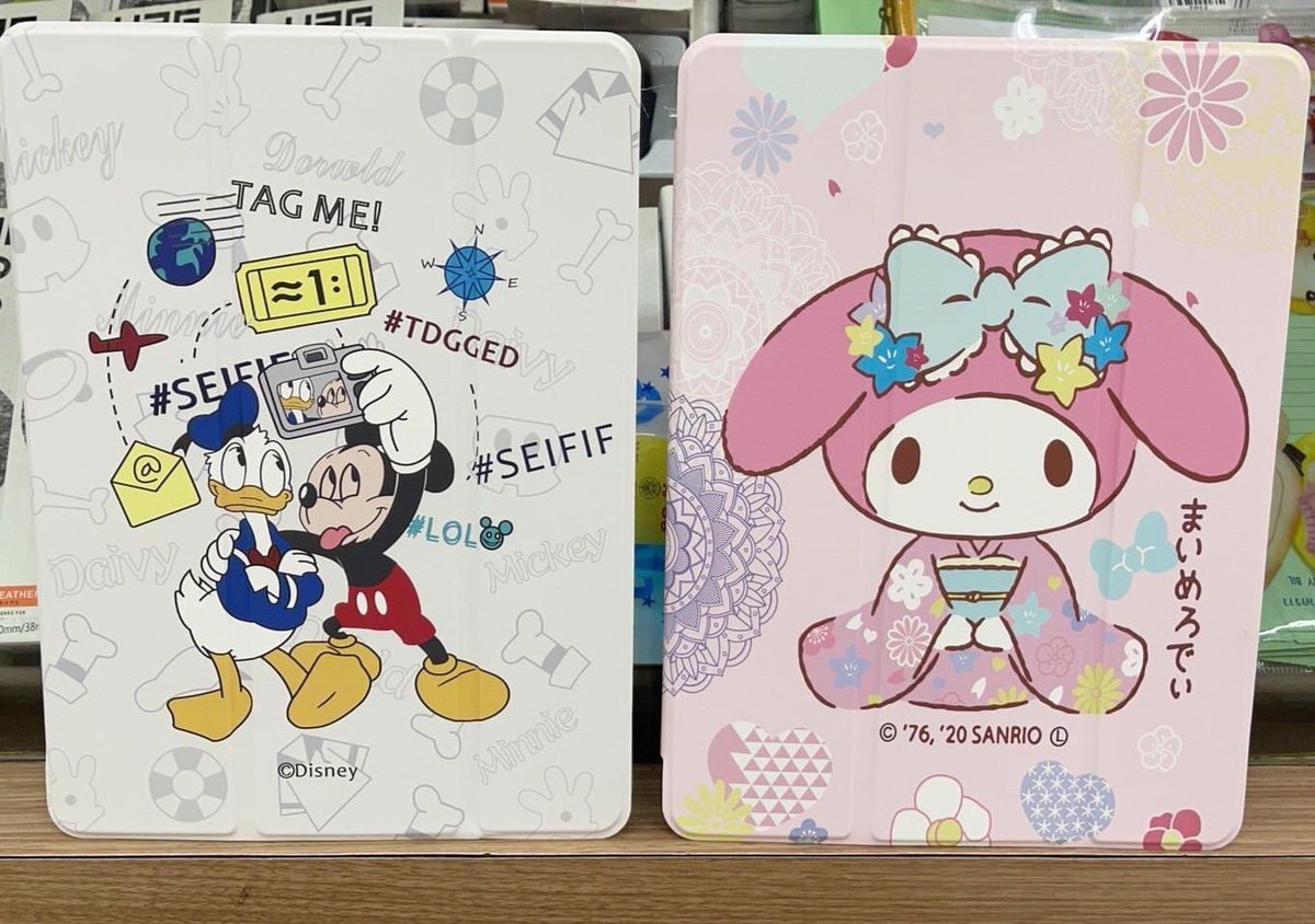 CaseiPad_Shop's tweet photo. เคสไอแพด มีที่เก็บปากกา (รวมลาย Cartoon เข้ามาใหม่จ้า)
↘️สินค้าพร้อมส่ง↙️
🔥จัดส่งฟรี🔥
✅(สั่งซื้อ+สอบถาม) 🆔LINE ID : @case25shop (มี@ด้วยนะคะ)

#เคสไอแพด #CaseiPad #iPad #ไอแพด #เคสไอแพดมีที่เก็บปากกา #iPadAir5 #iPadPro #iPadAir #iPadMini #เคสไอแพดแอร์ #เคสไอแพดมินิ #iPadGen9 https://t.co/Jmzw0FkNyM