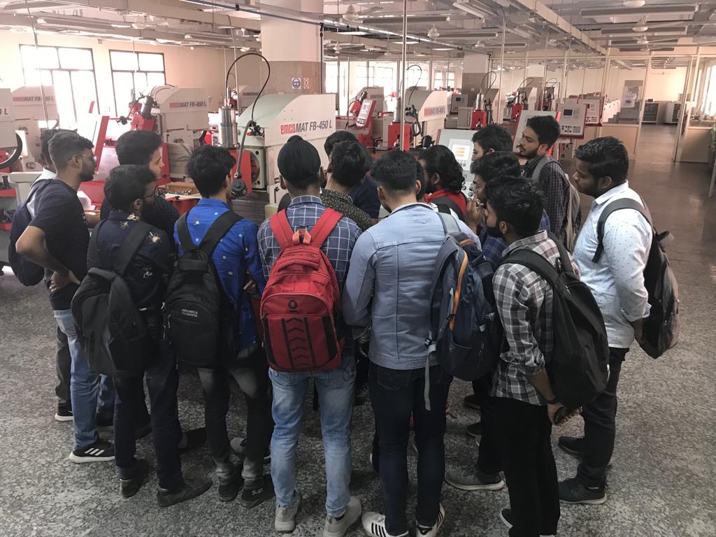 BsduOfficial's tweet photo. Participate in our Community Outreach Program and Experience #BSDUJaipur Today for a Better #Tomorrow.
Fill out this form to join our Experience #BSDUProgram or Invite #BSDUExpert to your instituteπhttps://t.co/PimOKoCSQl
We just finished one with the @jecrcuniversity https://t.co/ehhTWpVYUf