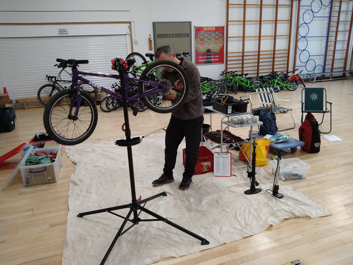 BikeFutures's tweet photo. Day 2 for Dr Bike school bike fleets. Getting the bikes ready for the summer term. Inside today @LapagePrimary @LapageSport 
Yesterday outside @ParkwoodSch 
#FixingBikeaSmile
@EmilyCycle 
@MattDennison8 @Active_Bradford 
@WestYorkshireCA https://t.co/KhoCTVfogE