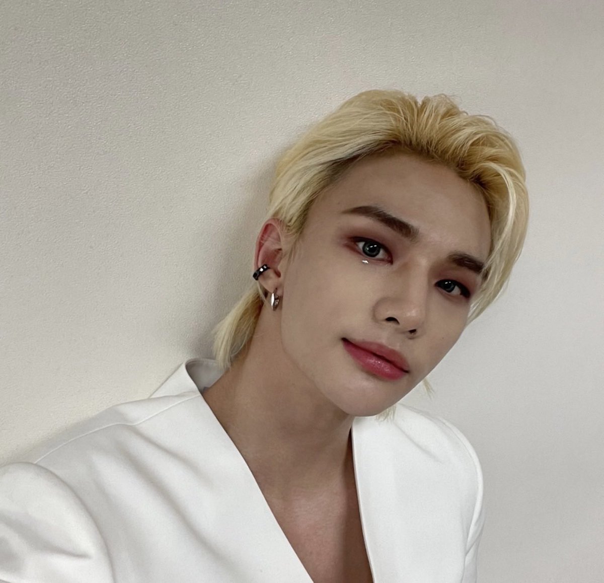 💭 message is here!
[220412] 7:12 pm