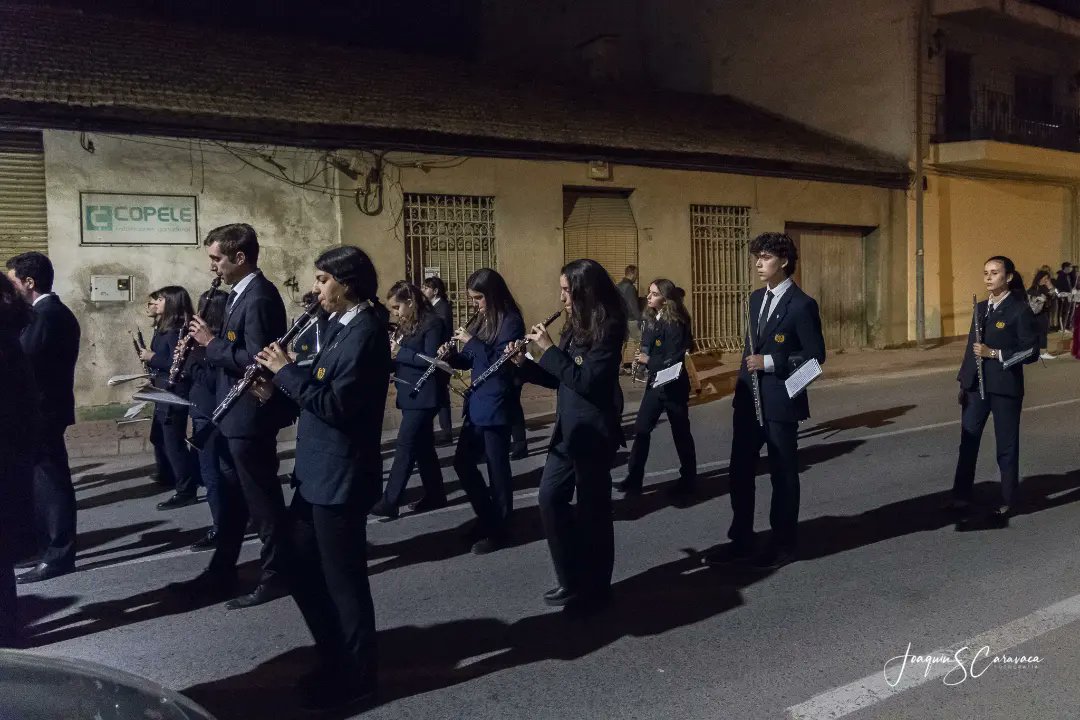 ambeniajan's tweet photo. Con la vista puesta en mañana, y esperando que el tiempo nos respete, os dejamos algunas fotos de nuestra participación el pasado viernes en la procesión en la pedanía de Los Dolores.

Muchas gracias, como siempre a Joaquin Sánchez por las imágenes.

#AMB #OrgulloAMB https://t.co/nghfAMqfJQ