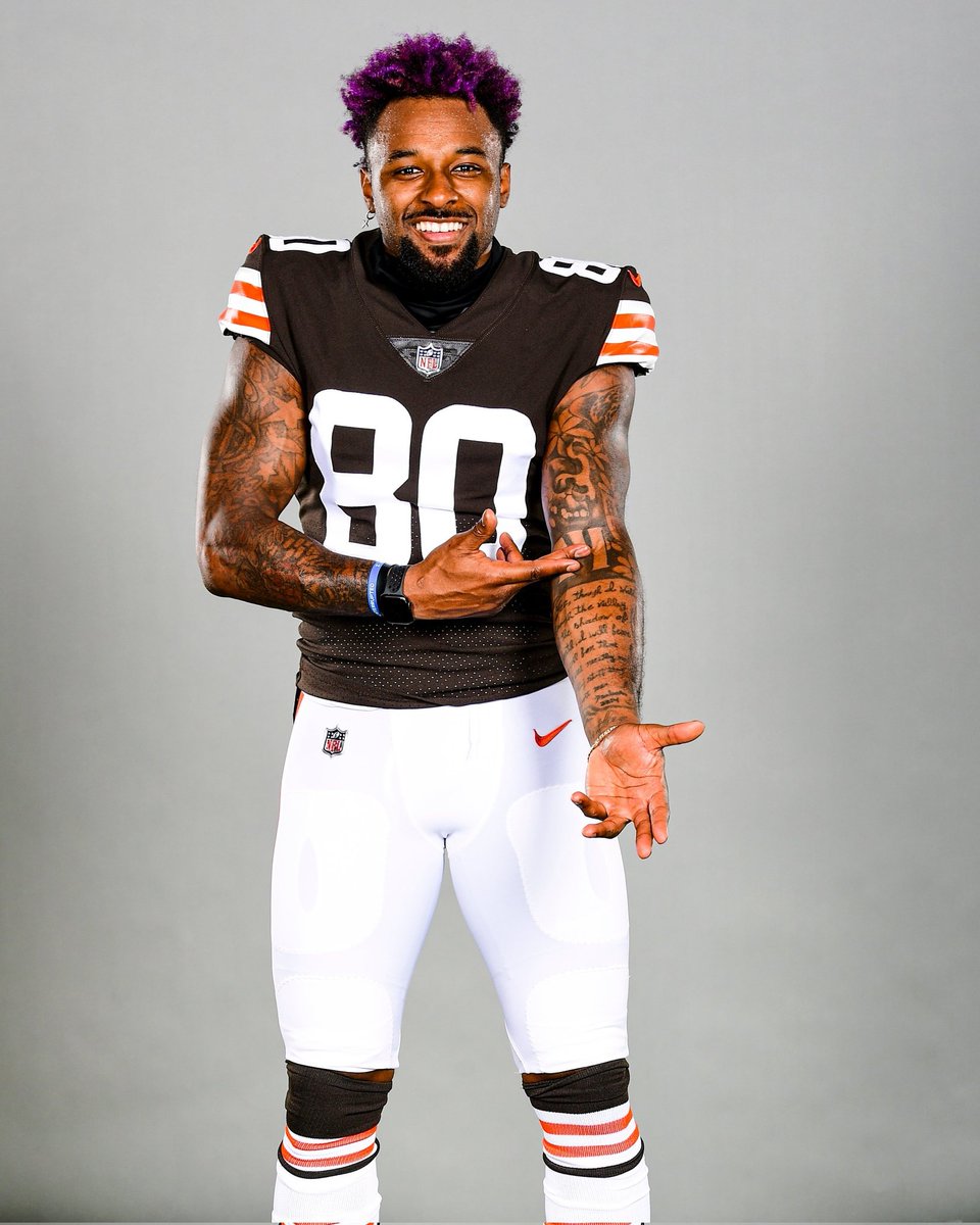 Call me crazy but Jarvis Landry posting highlights of himself from Cleveland Browns practice makes it seem like he still wants to be a Cleveland Brown. 👀