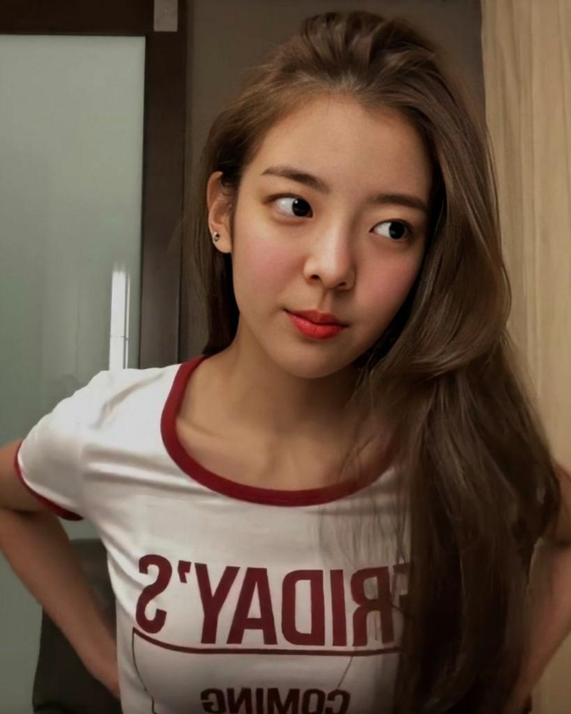 dream girl, choi Lia