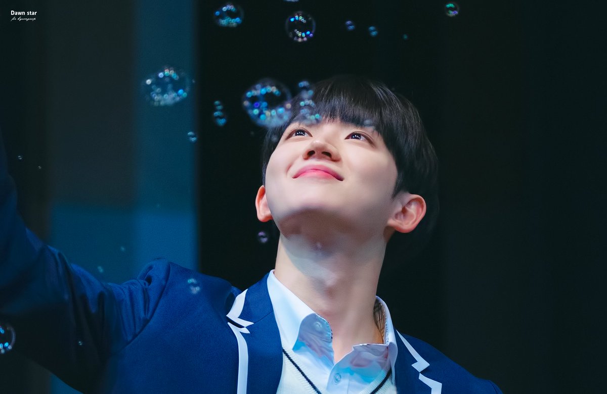 Dawnstar_990809's tweet photo. 220410 사운드웨이브 대면 팬싸인회
#형섭 #안형섭 #템페스트 #TEMPEST 
💫 https://t.co/6nXcCQLJii