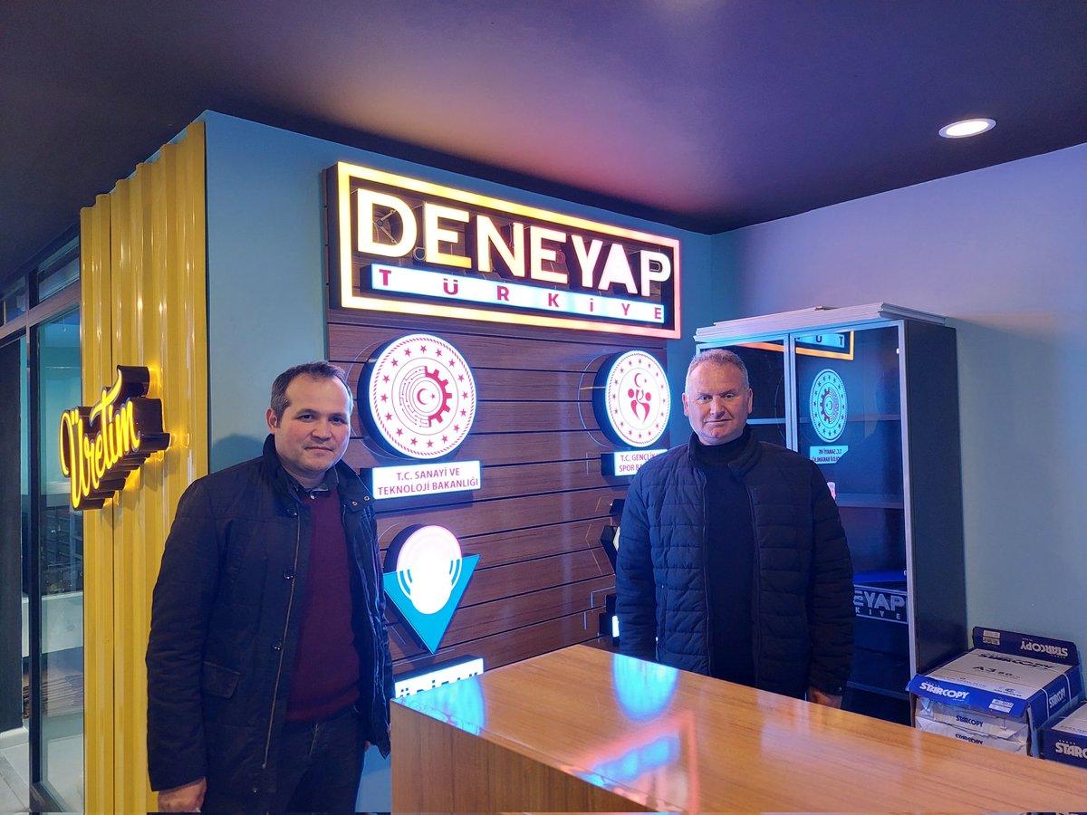 gmelikoglu's tweet photo. Ordu Gençlik Merkezi deneyap atölyesi "Teknoloji Üreten Bir Türkiye" Hedefiyle yola çıkmış. Çok güzel. Çok özel.@TCSanayi @gencliksporbak @T3Vakfi @tuncaysonel @mustafagenc52 https://t.co/gkTMdpo0jM
