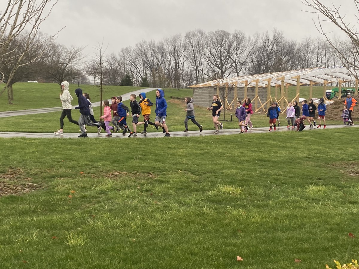 SaraCoon9's tweet photo. Kids of Steel Training...in the rain! Thanks to the runners who came out to run with us! We were soaked after the run. I love running in the rain, do you? Next training is Tuesday 4-19-22! #runningintherain #runningisfun #pittsburghmarathon https://t.co/ZkIWJqdfa2