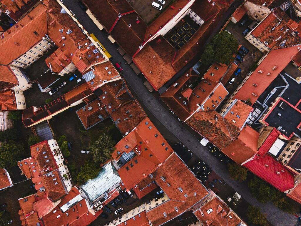 ecksplorer1's tweet photo. Just another overhead view of Vilnius, the Lithuanian capital.
.
.
.
.
.
#ecksplorer #cktheexplorer #vilnius #lithuanian #droneoverlithuania #lithuaniabydrone #droneglobe #dronevirus #dronemperors #dronesascend #dronepals #droneoftheday #aerialfootage #v… https://t.co/SDEHbOIgd8 https://t.co/82o7LDH8uR