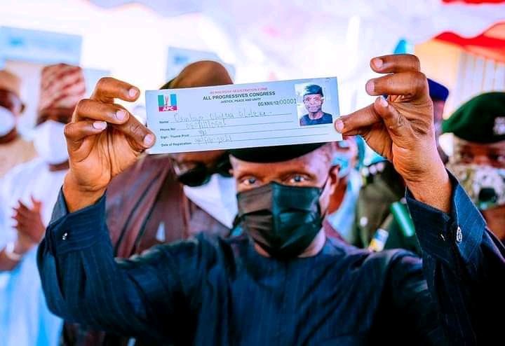 PYOsinbajo's tweet photo. #Ourcandidate #osinbajodeclares https://t.co/efs68dwLxk