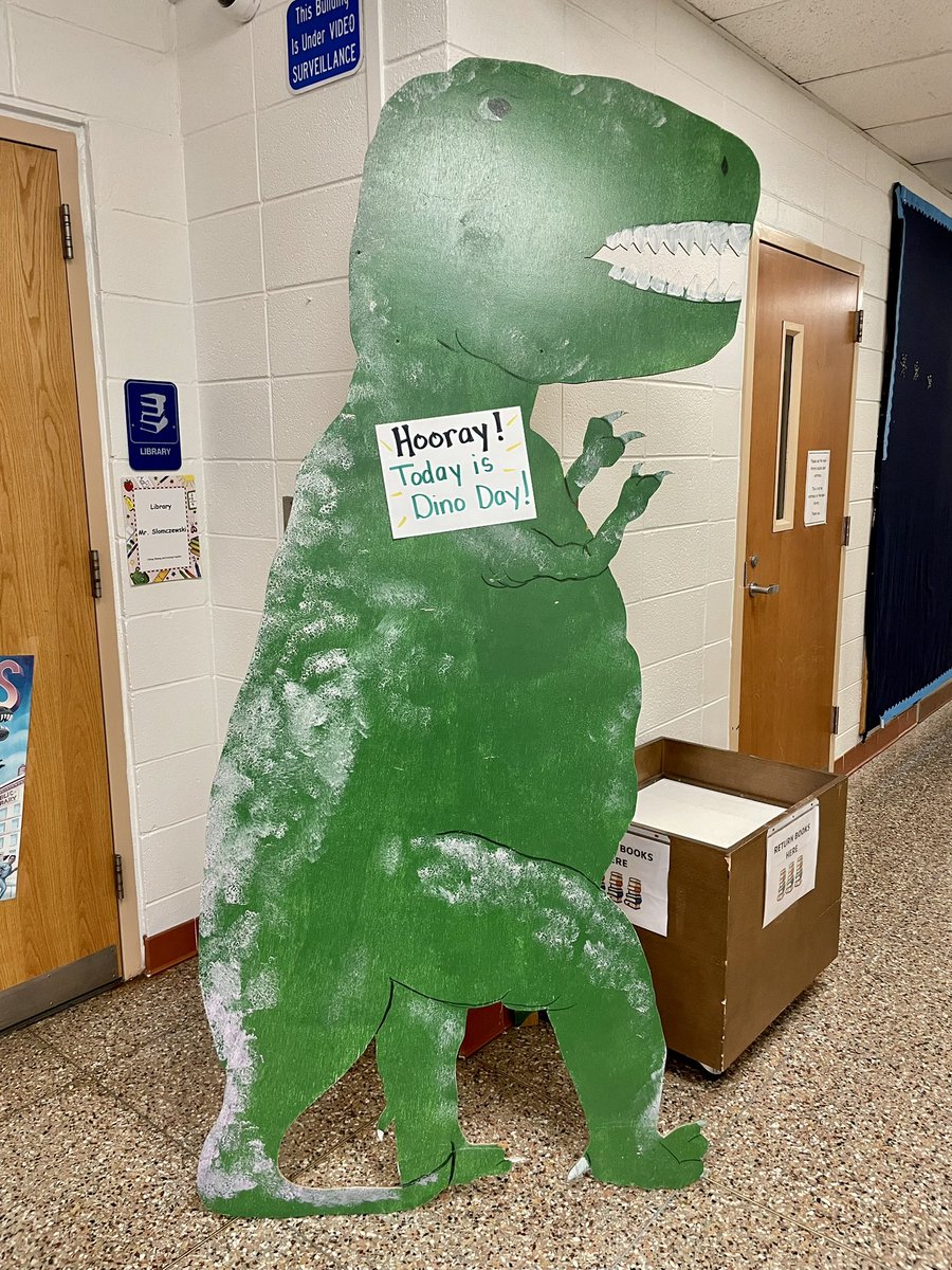 MsMcNaught_'s tweet photo. Hooray! Today was Dino Day! Big thank you to @BarleySheafPTO for this fun assembly! https://t.co/jqj3DSh0iw