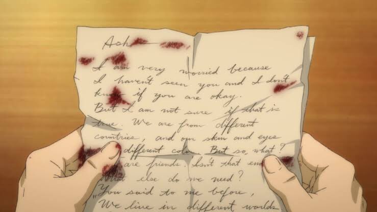 banana fish tem 24 episódios mas dói a vida inteira.