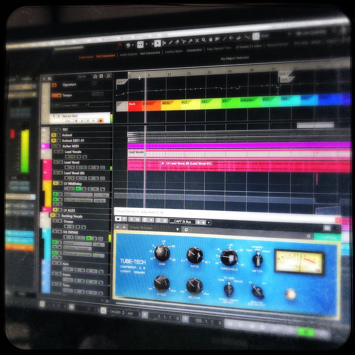Gotta love Cubase - however did we make music before DAWs?

#rockmusic #creativity #cubase #softube #NewMusic #StandUpForUkraine #COMINGSOON #rock #songwriting #remixes