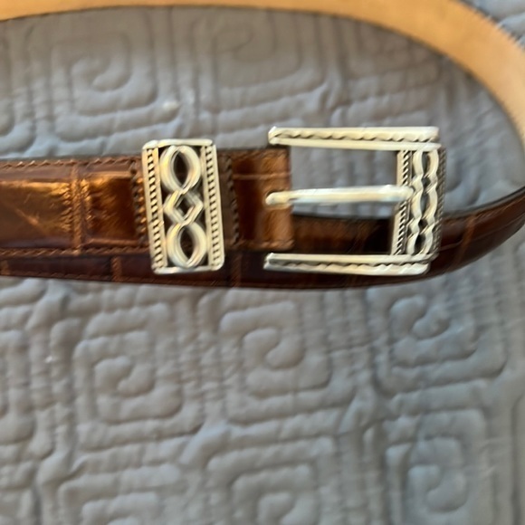 rendon_patsy's tweet photo. So good I had to share! Check out all the items I'm loving on @Poshmarkapp #poshmark #fashion #style #shopmycloset #brighton #rachelrachelroy #bcbgeneration: https://t.co/SHoutL5FpZ https://t.co/mKSKcnMQ9u