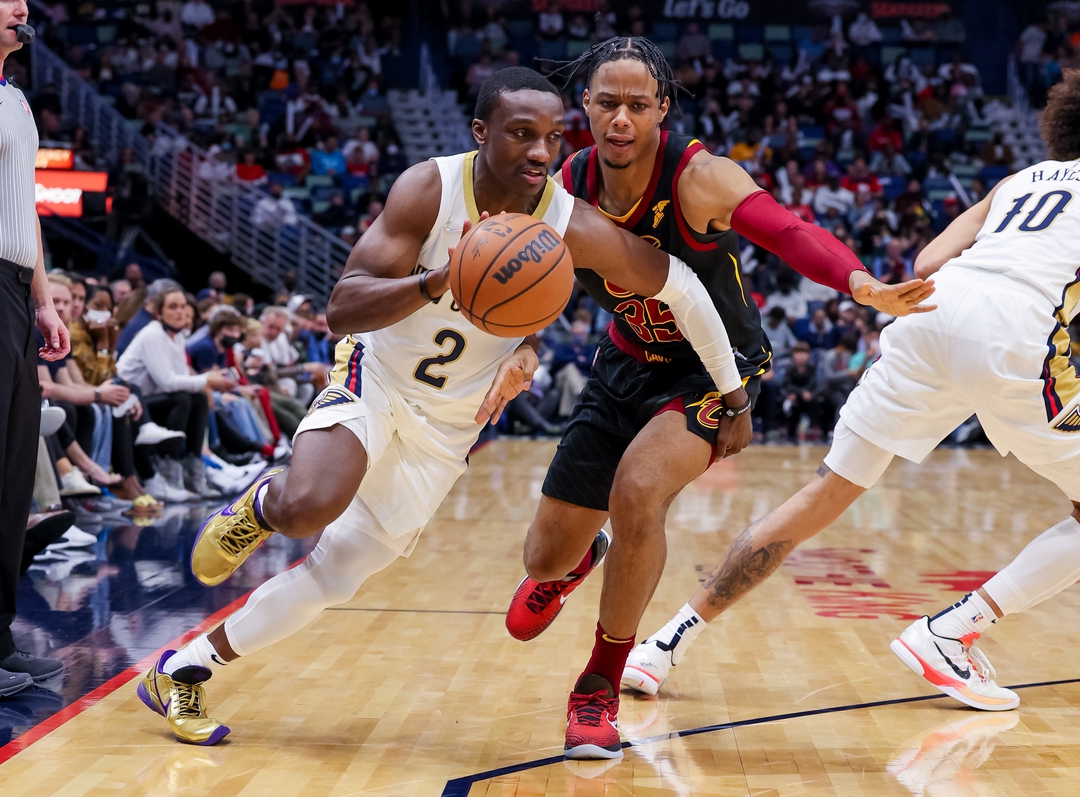 Good luck to our guys in the <a href="/NBA/">NBA</a> Playoffs! 

<a href="/isaacokoro303/">IsaacOkoro</a> 🤝 <a href="/cavs/">Cleveland Cavaliers</a> 
<a href="/SharifeCooper/">Sharife Cooper</a> 🤝 <a href="/ATLHawks/">Atlanta Hawks</a> 
@thorrjt 🤝 <a href="/hornets/">Charlotte Hornets</a> 
<a href="/Therealvinoo/">JARED HARPER🍷</a> 🤝 <a href="/PelicansNBA/">New Orleans Pelicans</a> 

#WarEagle x #AUNextLevel