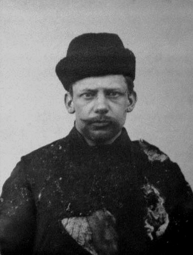 Bot_Revolutions's tweet photo. Notre révolutionnaire du jour est Ivan Kaliaïev. Cliquez sur ce lien pour en savoir plus : https://t.co/szpVNjIg8X #wikidata #BotRevolution https://t.co/5xC5PdebqA