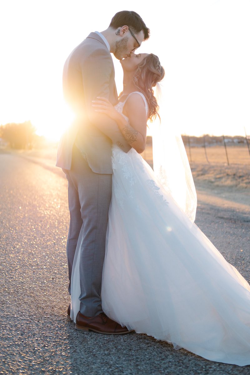 haleylakemiller's tweet photo. husband!!!!!!🤍 https://t.co/BrQ7bfnEo5