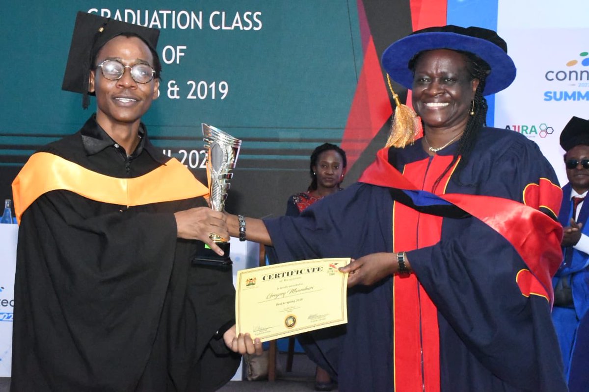 EstherKoimett's tweet photo. Joined CS @mucheru this morning @ the graduation of the classes of 2018 & 2019 of the @Kenyafilmschool on the sidelines of the #connectedKE - this is a talent school that is doing an amazing job in skilling young talented Kenyans for the film industry @TheKibaara https://t.co/NnqzWdStoP