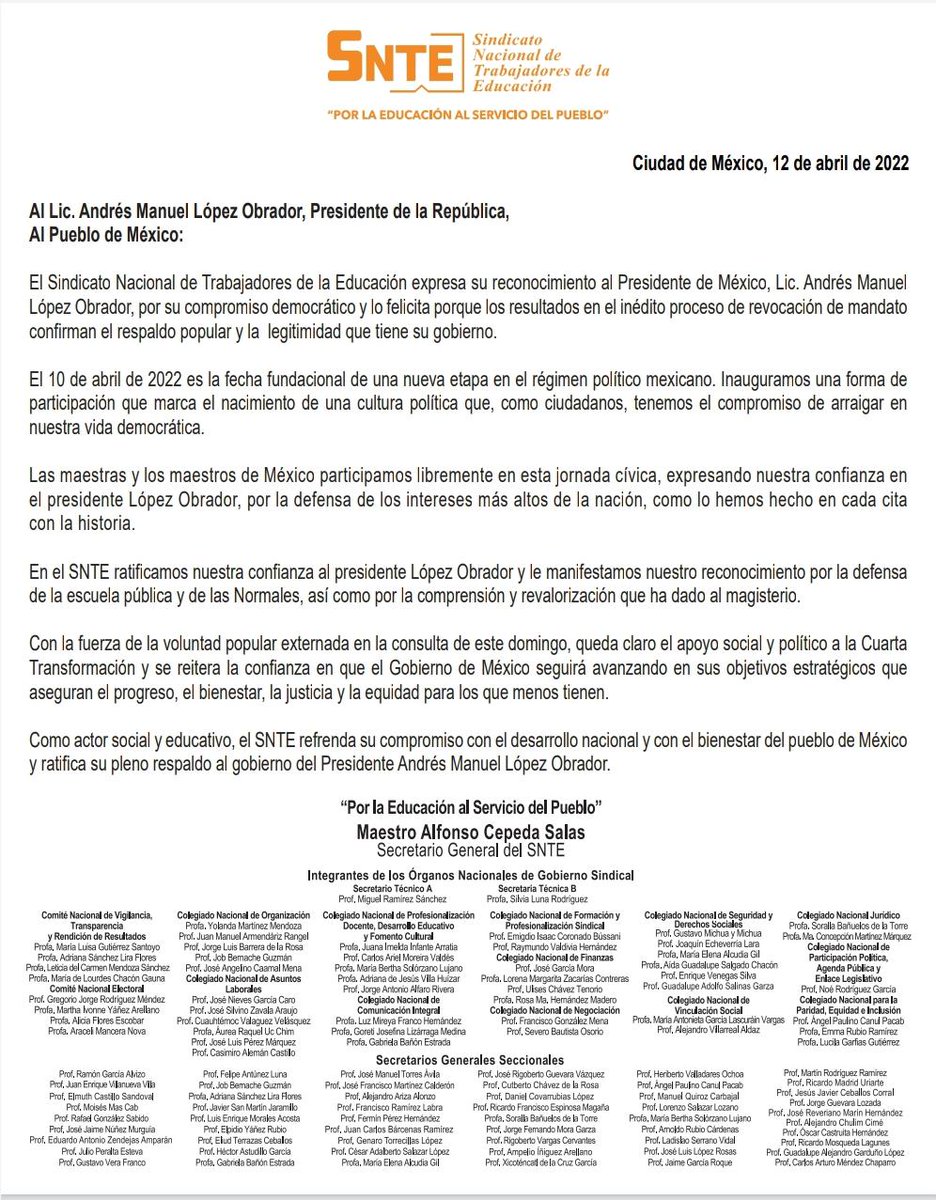 #SNTEconMéxico 👩‍🏫🇲🇽👨‍🏫

🔴 Felicita #SNTE 📚 al @GobiernoMx 🇲🇽 por su compromiso democrático tras el resultado en la #RevocaciónDeMandato en la que el magisterio participó libremente expresando su confianza al Presidente <a href="/lopezobrador_/">Andrés Manuel</a> 🇲🇽

Desplegado 👉 bit.ly/3E4mecR