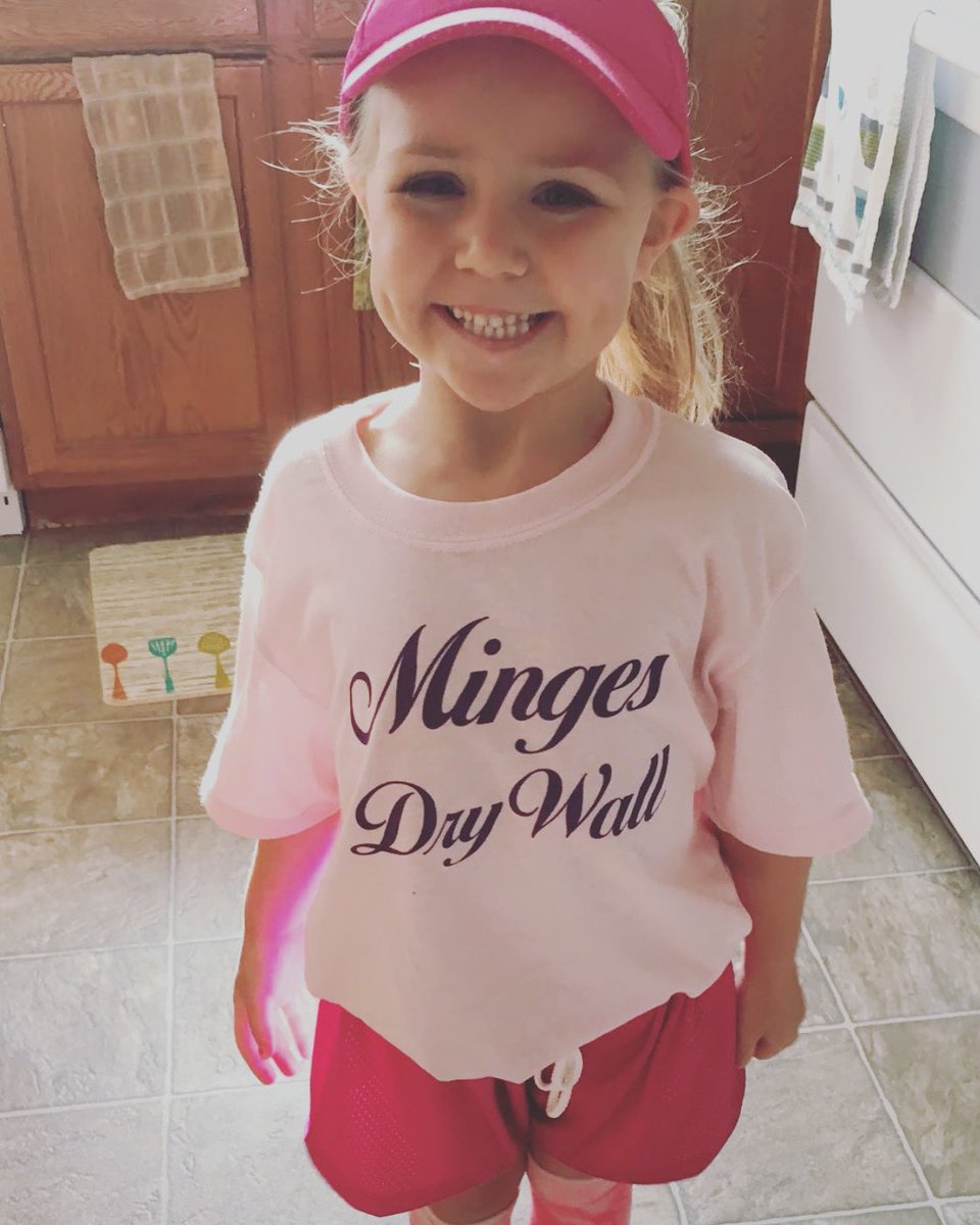 brittg25's tweet photo. FINALLY the first game of the season for 10u RSC!! Throwback to this girl’s first year playing #tinybutmighty #Ramsoftball https://t.co/jcEvRF0uyF
